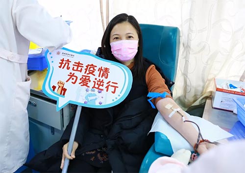 疫情陰霾，血站告急！全域職工為愛逆行，捐獻熱血！